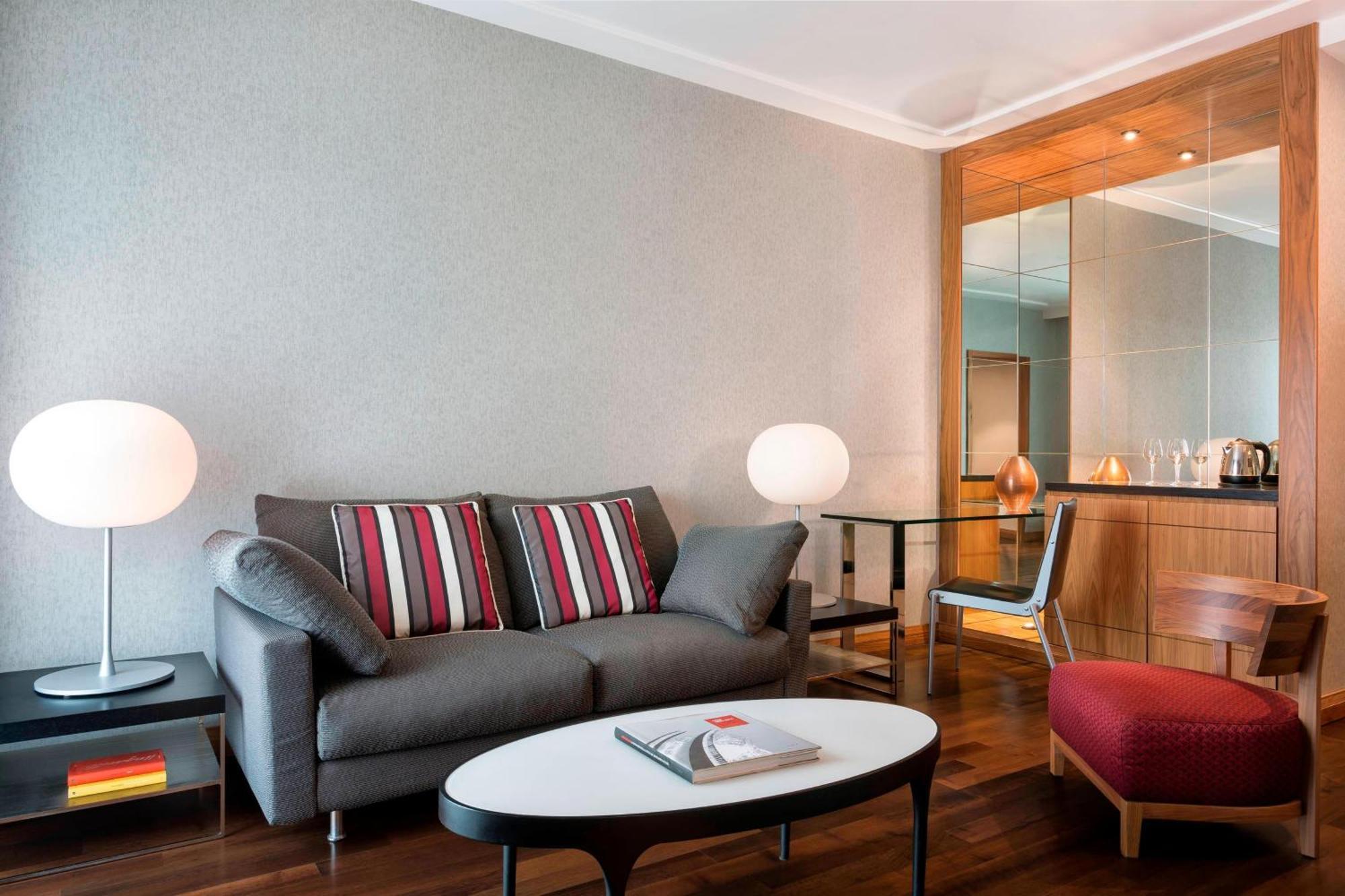 Le Meridien Visconti Rome Roma Exterior foto
